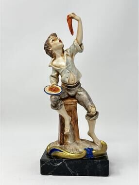 Fontanini “Carrara” Signed "Simonetti" Boy Eating Pasta - Marble Base